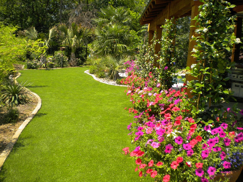 Fake Grass Los Angeles California Paver Patio Backyard Landscape